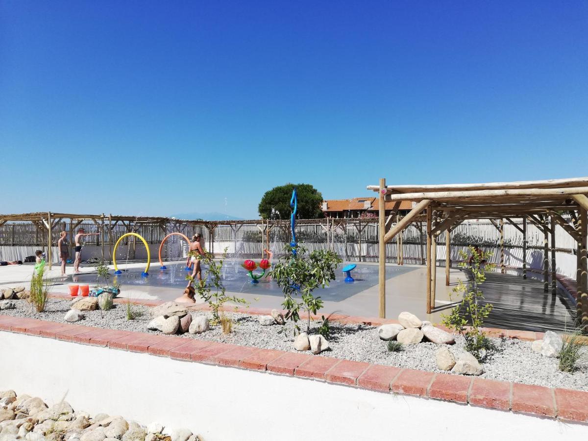 Appartement Tout Confort A Cap Coudalere Avec Vue Magnifique Sur Le Canigou Au Bord Du Lac - Check In Automatise - Parking Gratuit - Aire De Jeux D'Enfants - Le Barcares Ngoại thất bức ảnh